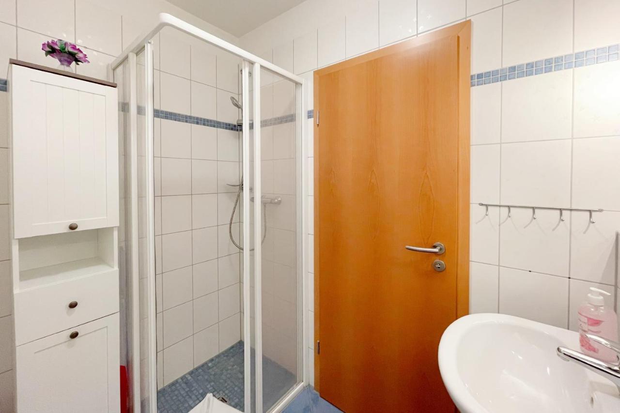 Waldstrasse 8A Ferienwohnung Richter Uckeritz Luaran gambar